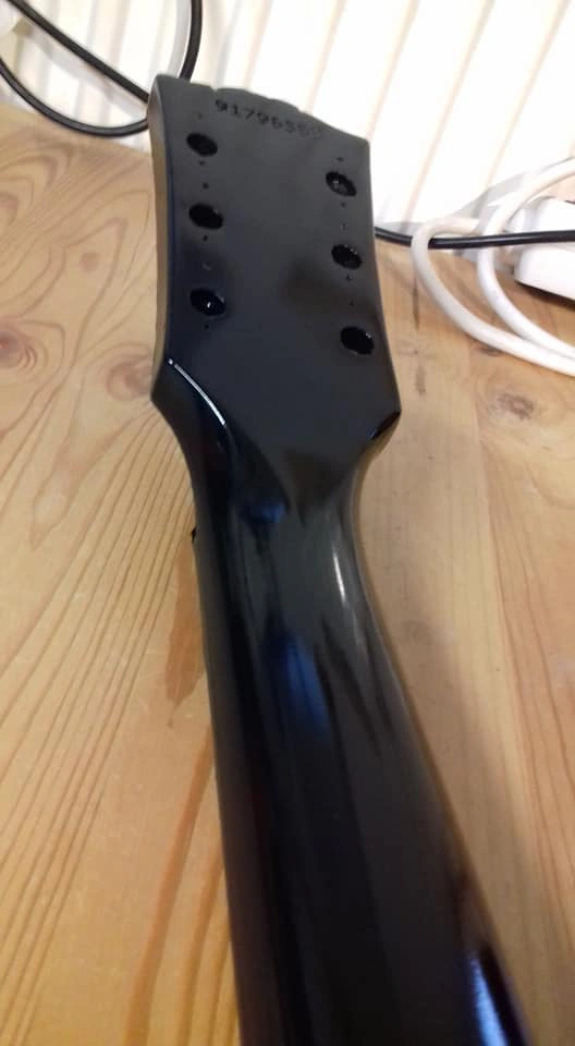 Gibson Les Paul Halsbruch Reparatur – Detailansicht 9 – Gitarrenreparatur Heier Guitars